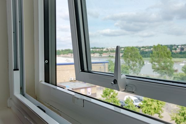 Cost of Window Opener Repair in Baltimore